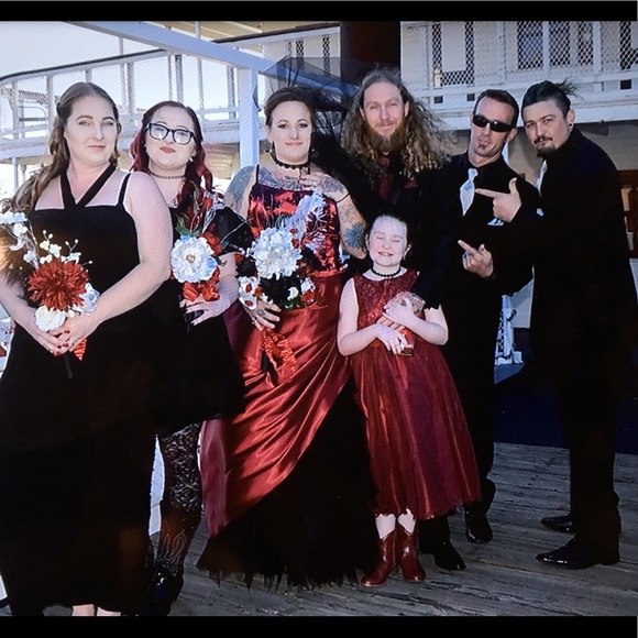 Meet your Posher, Janine - Picture 5 of 8